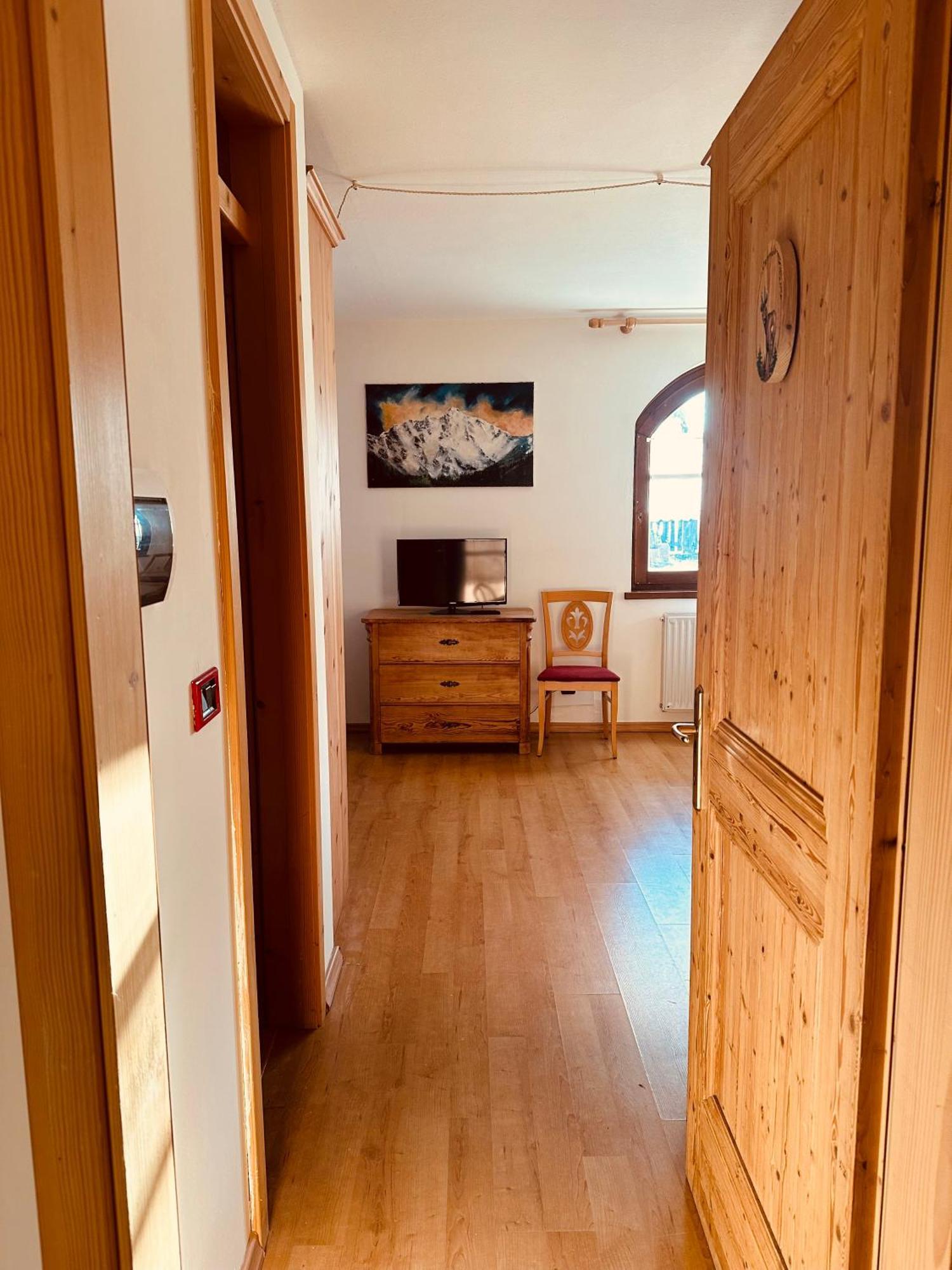 Casa Del Cirmolo - Apartments For Rent 카발레즈 외부 사진