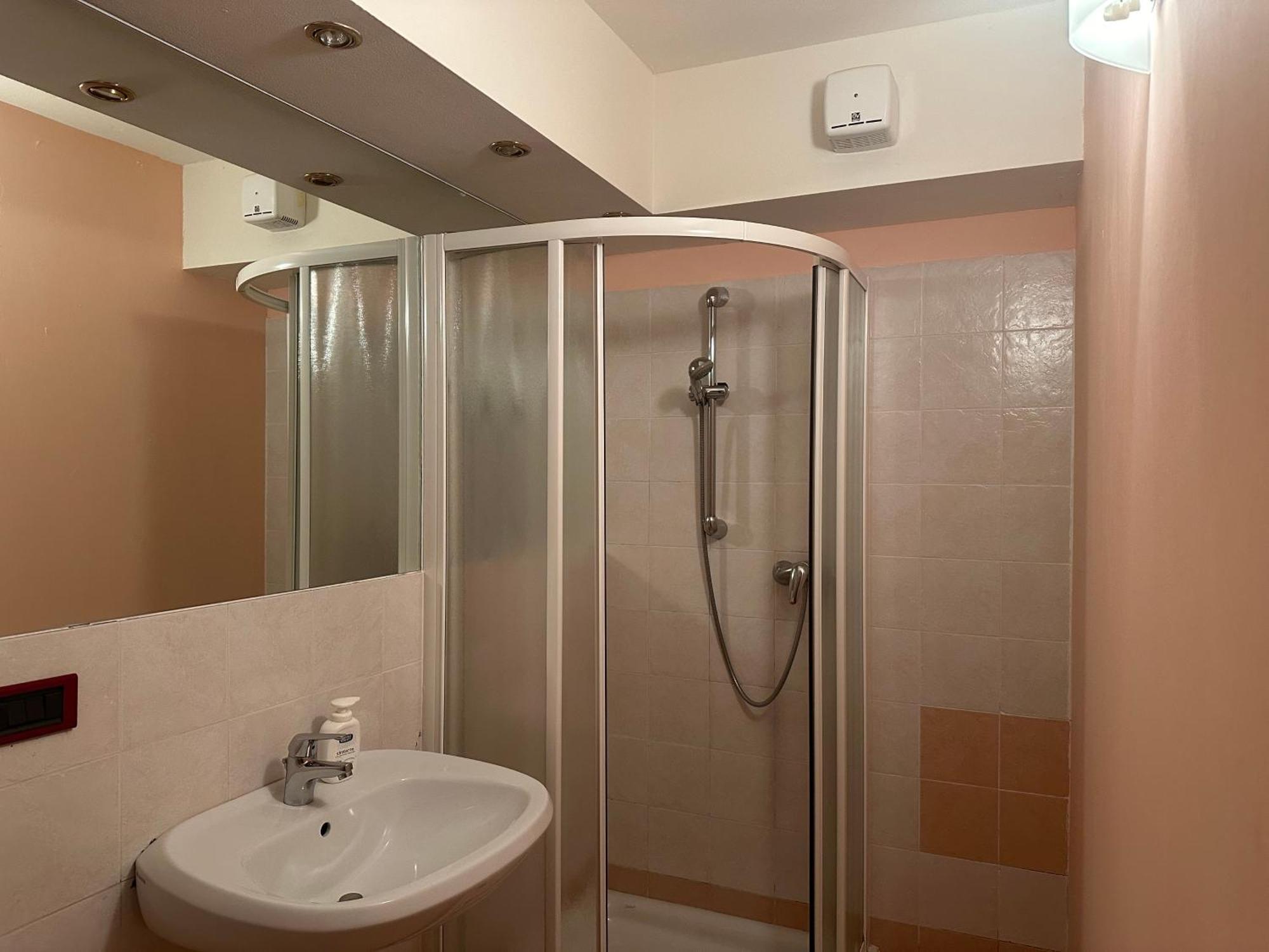 Casa Del Cirmolo - Apartments For Rent 카발레즈 외부 사진